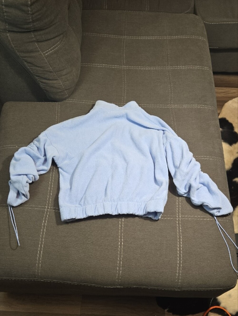 Cropped Light Blue Half-Zip Crewneck Sweater with Front Pocket - Picture 2 of 3